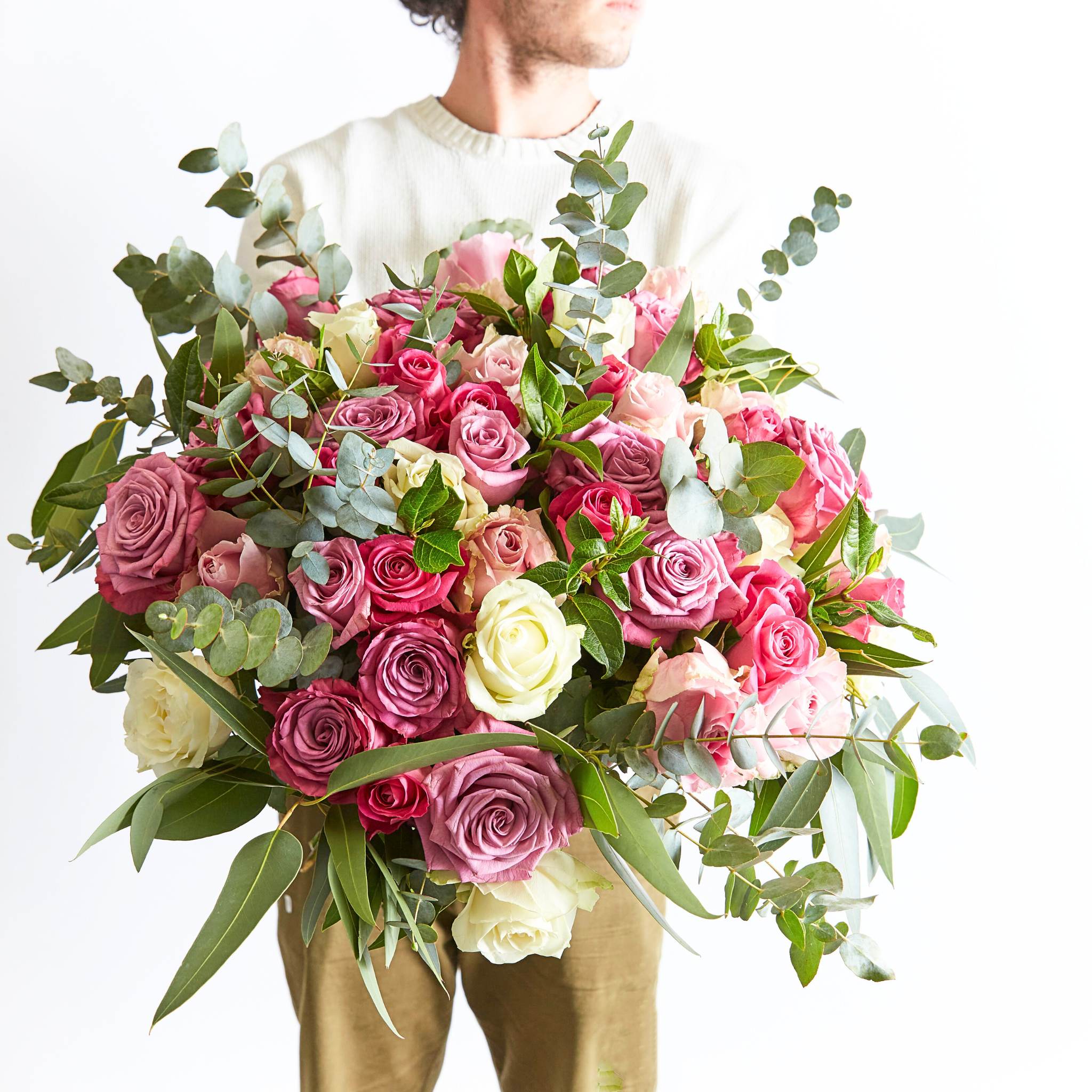 Fabulous Flowers bouquet arrangement showcasing the brand